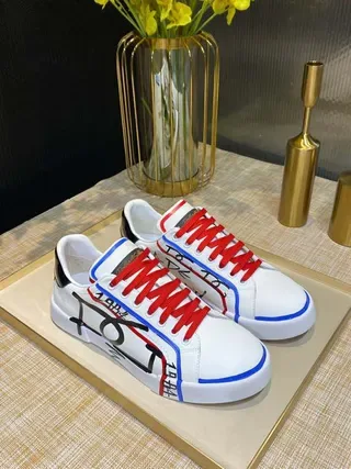 White Red Blue Graphic Print Low-Top Lifestyle Sneakers 9