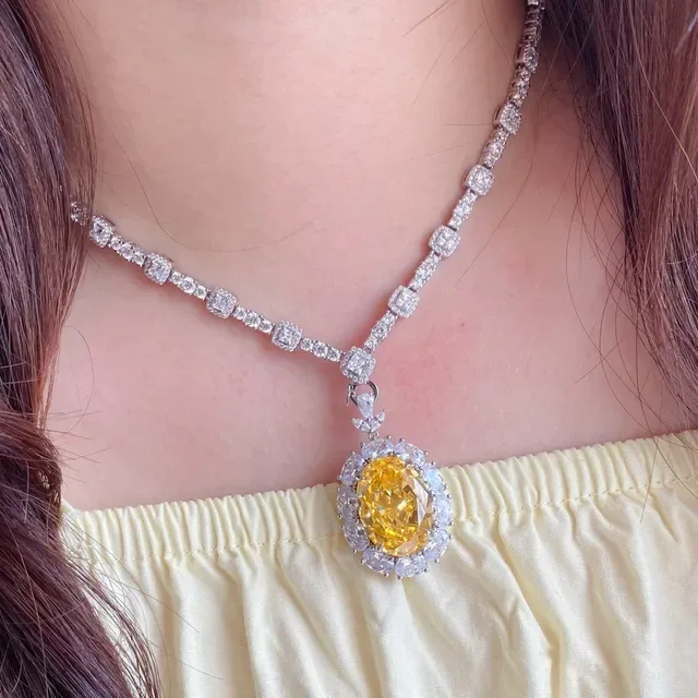 Yellow Silver Oval Center Stone Halo Pavé Setting Necklace 4