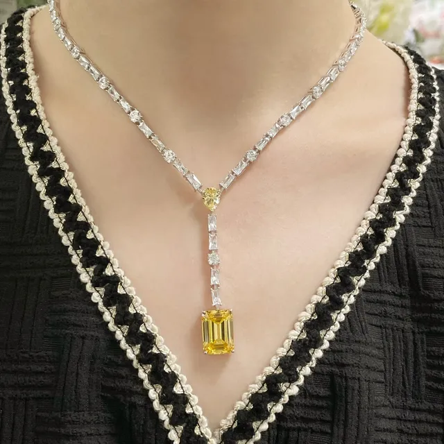 Yellow Silver V-Chain Emerald-Cut Pendant Necklace 9