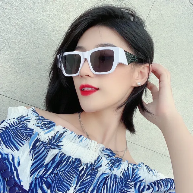 Gentle Monster কালো ওভারসাইজড জ্যামিতিক বর্গাকার সানগ্লাস 9