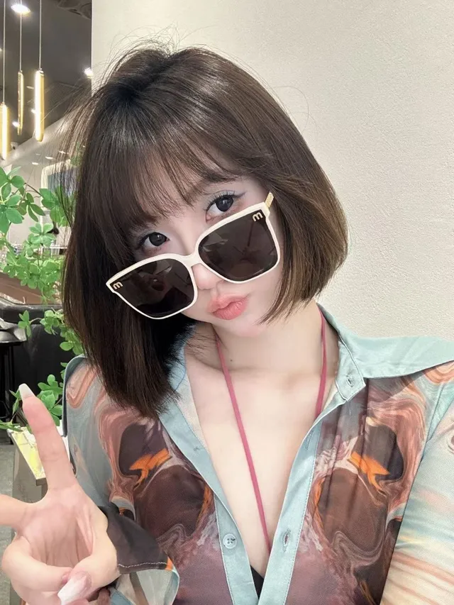 Gentle Monster M-Series Oversized Square Black Sunglasses 3