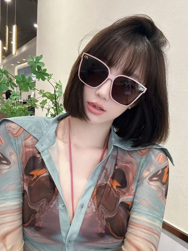 Gentle Monster M-Series Oversized Square Black Sunglasses 4