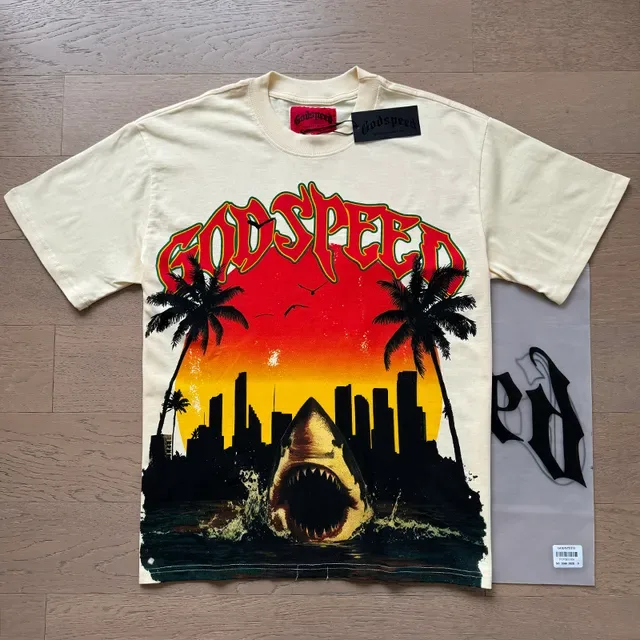 Camiseta gráfica Godspeed de tubarão ao pôr do sol 6