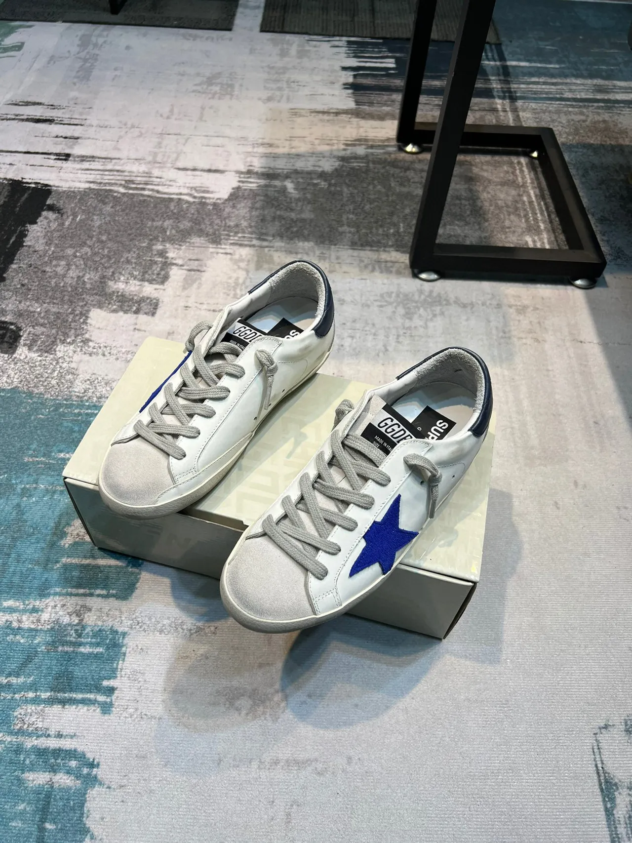 Golden Goose Superstar Dégradé Blanc et Marine Lifestyle Sneakers 3