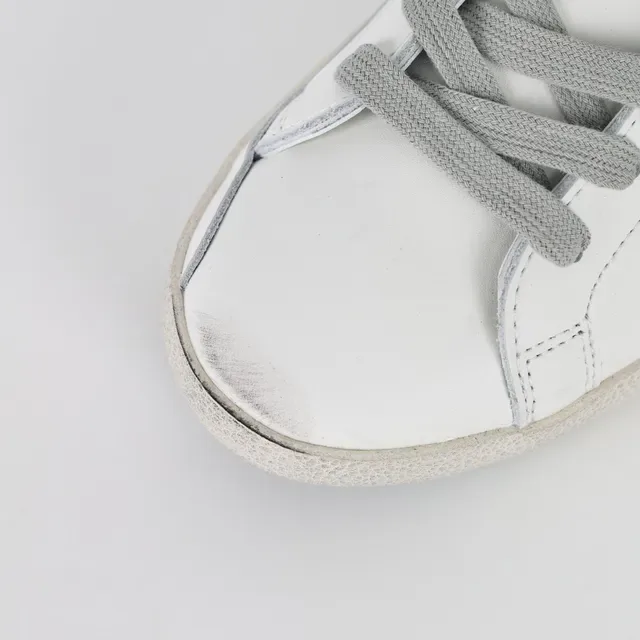 Golden Goose Superstar Chaussures Lifestyle En Cuir Blanc Usé 5