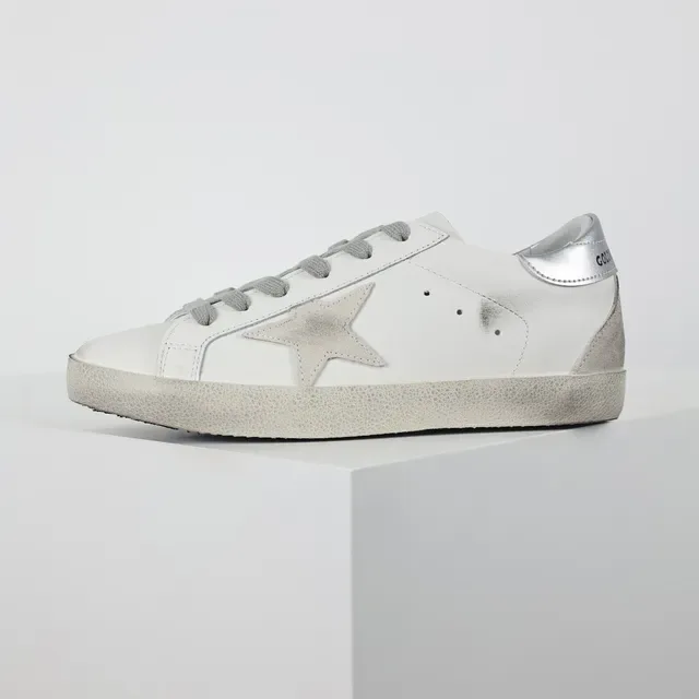 Golden Goose Superstar Chaussures Lifestyle En Cuir Blanc Usé 9