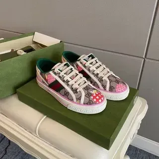 Gucci Ace Apple Patch Multicolor Lifestyle Sneakers