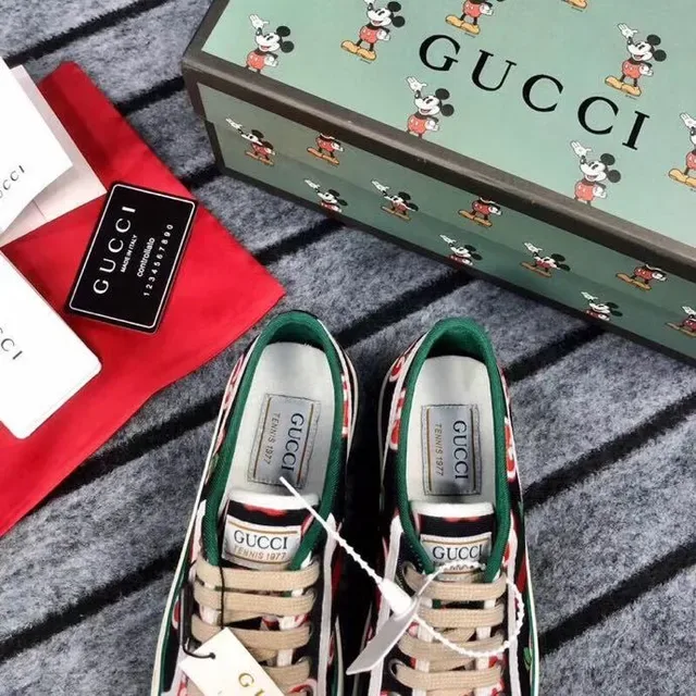 Gucci Ace Apple Print Canvas Lifestyle Sneakers 8