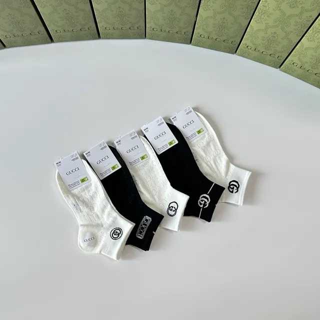 Gucci Ace Interlocking G Logo Low-Cut Ankle Socks 3