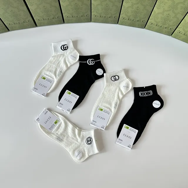Gucci Ace Interlocking G Logo Low-Cut Ankle Socks 6