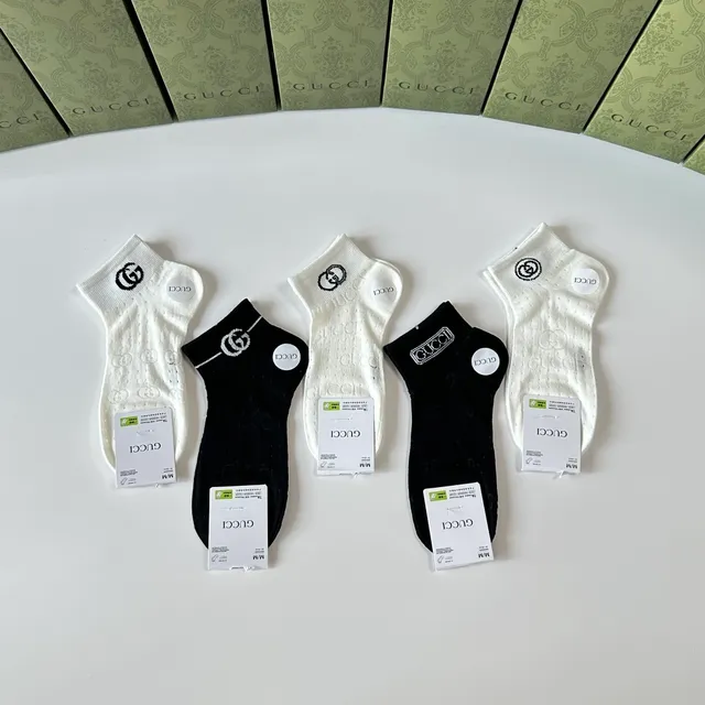 Gucci Ace Interlocking G Logo Low-Cut Ankle Socks 9