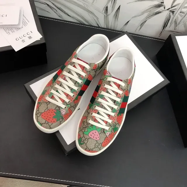 Gucci Ace Strawberry Print GG Monogram Lifestyle Sneakers 3
