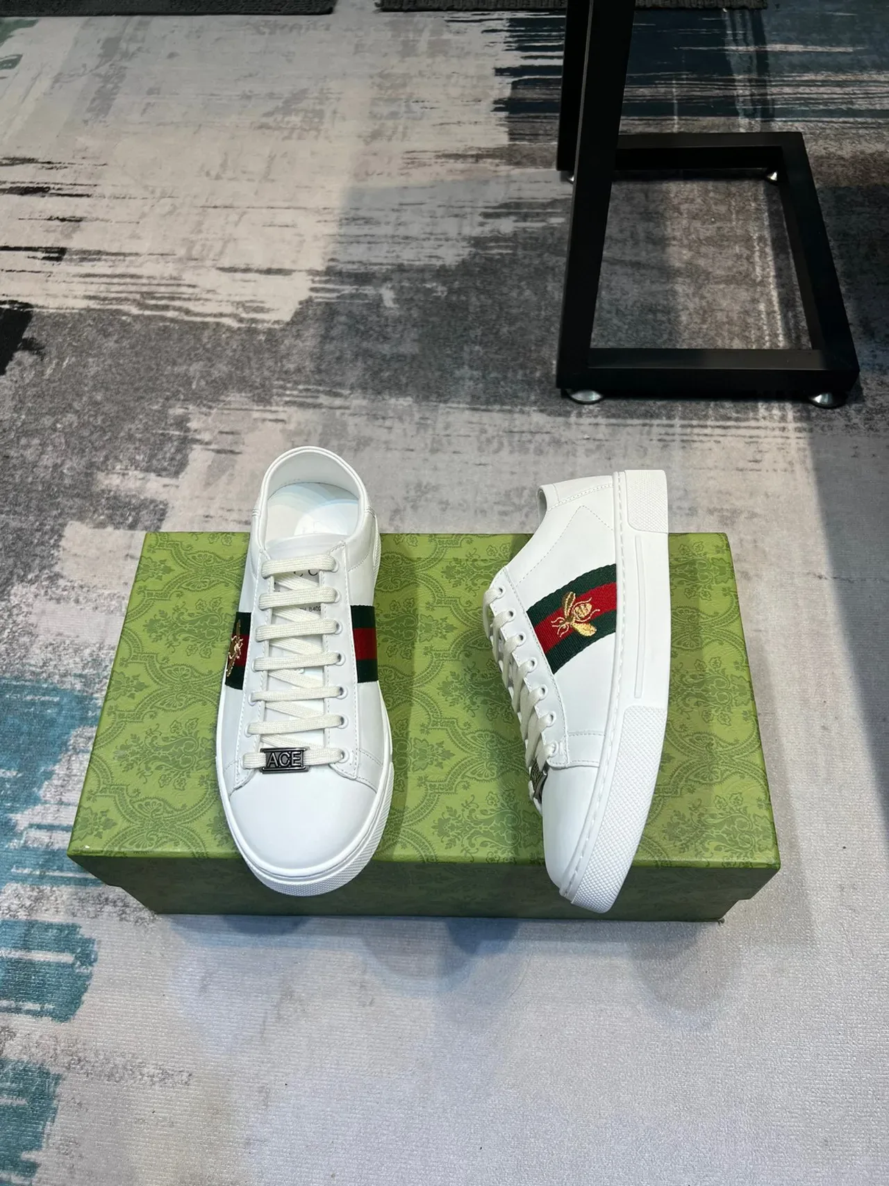 Gucci Ace White Green Red Web Stripe Bee Embroidery Lifestyle Sneakers 4