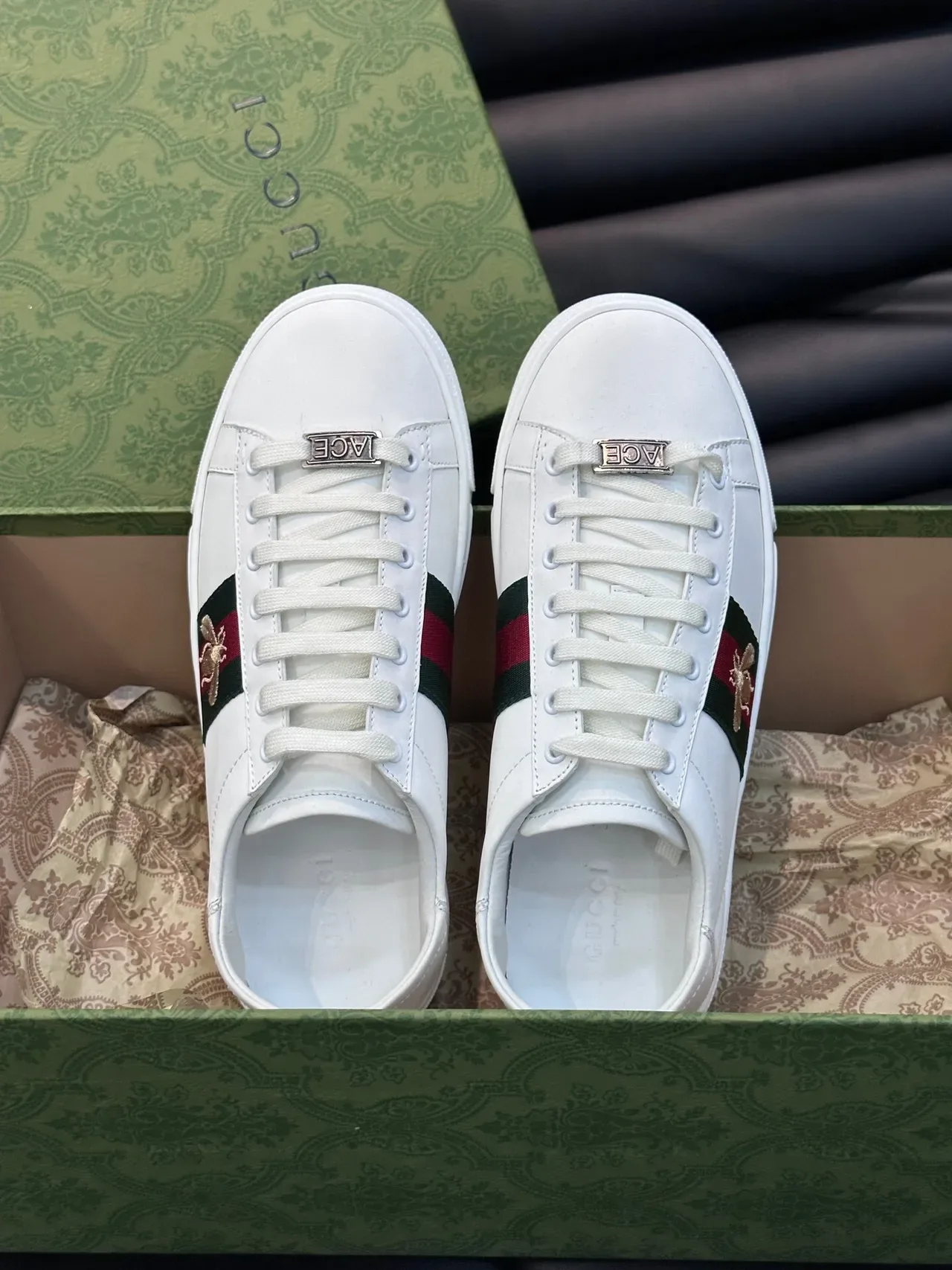 Gucci Ace White Green Red Web Stripe Bee Embroidery Lifestyle Sneakers 4