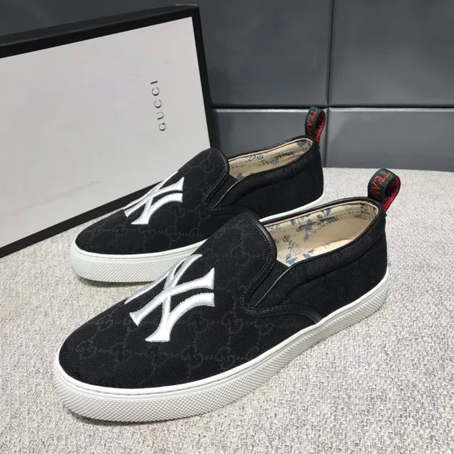 Gucci Ace x MLB New York Yankees Loafers Pretos com Logo Bordado 8