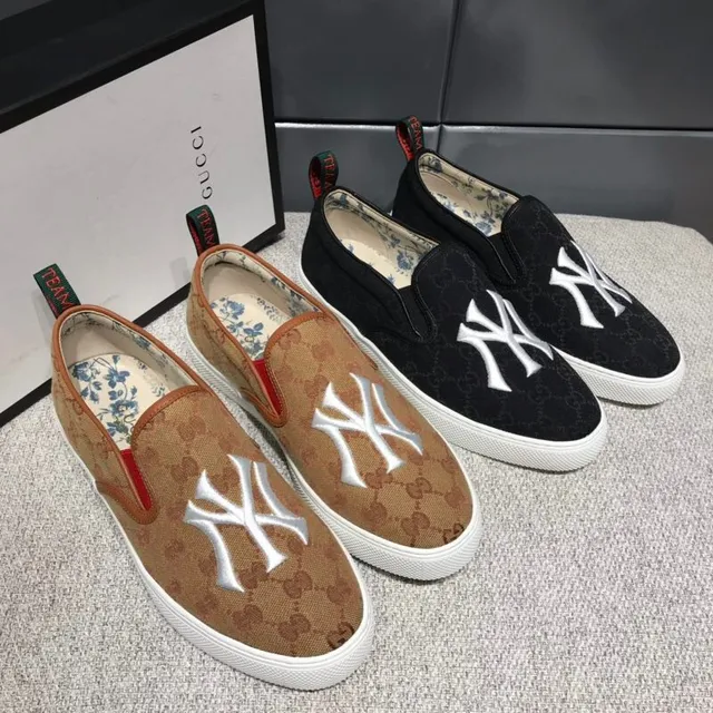 Gucci Ace x MLB New York Yankees Loafers Pretos com Logo Bordado 9