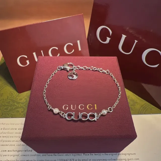 Gucci Alphabet Collection Gold White Chain Interlocking G Charm Bracelet 3