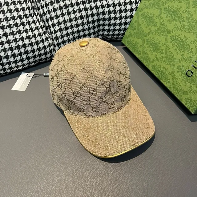 Casquette de baseball Gucci beige doré GG Supreme Monogram Web Stripe Accent 3