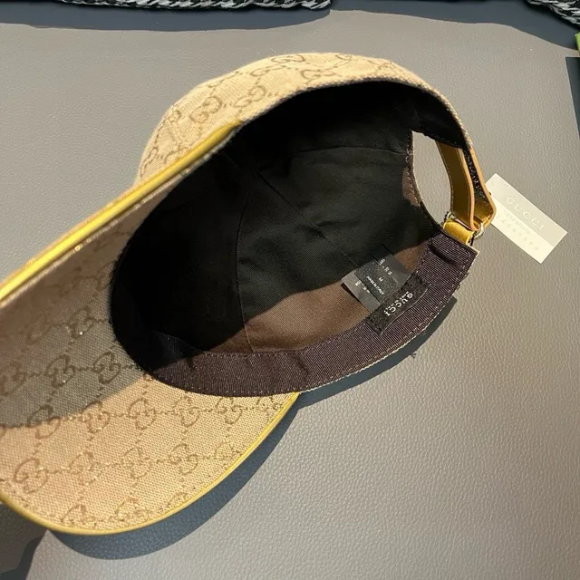Casquette de baseball Gucci beige doré GG Supreme Monogram Web Stripe Accent 8