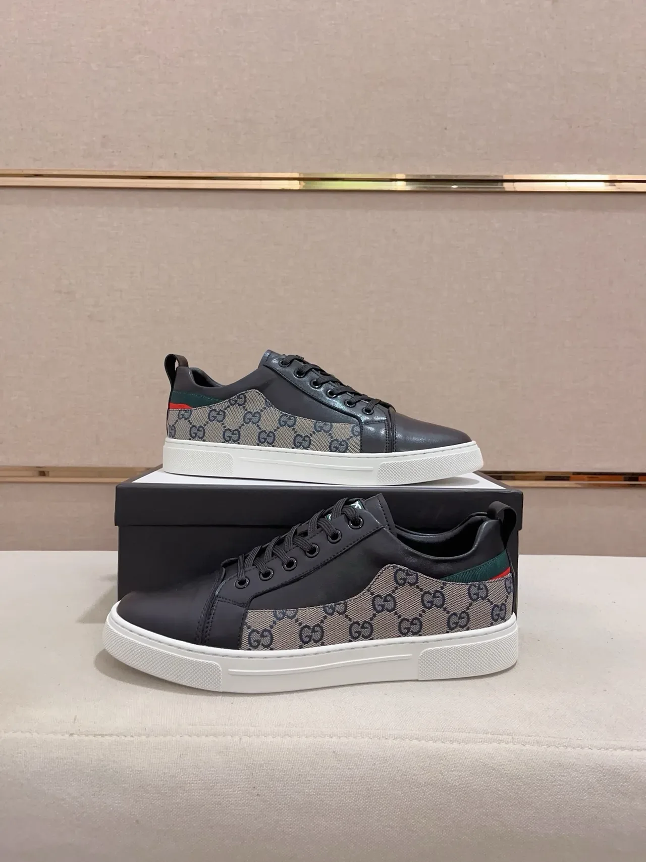 Gucci Black Beige Paneled Leather And GG Canvas Flat White Cupsole Lifestyle Sneakers 7