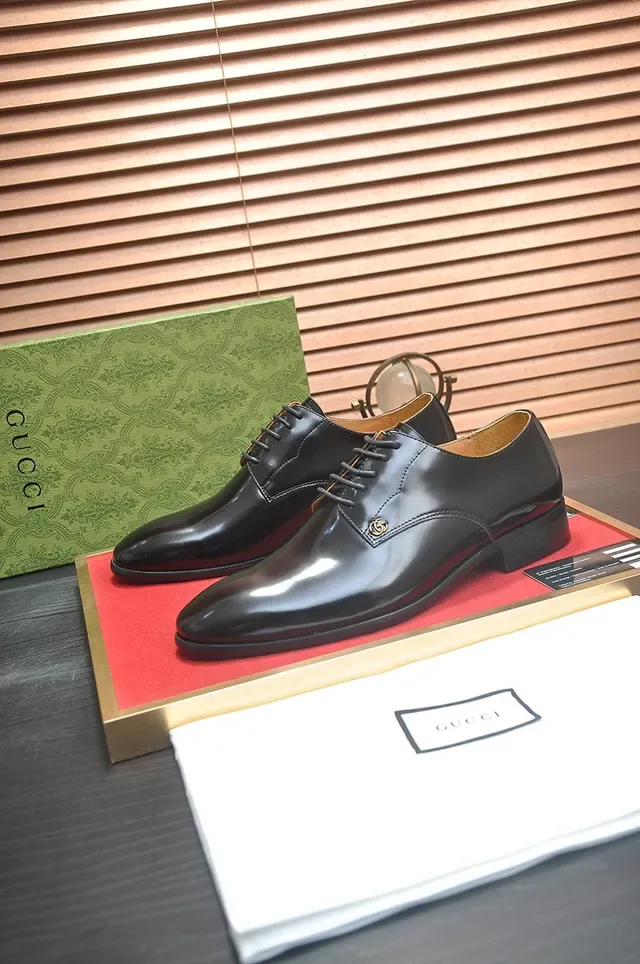 Gucci Chaussures Oxford Cuir Poli Noir Marron Bout Cap 4