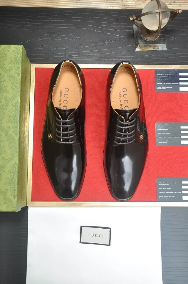 Gucci Chaussures Oxford Cuir Poli Noir Marron Bout Cap 5