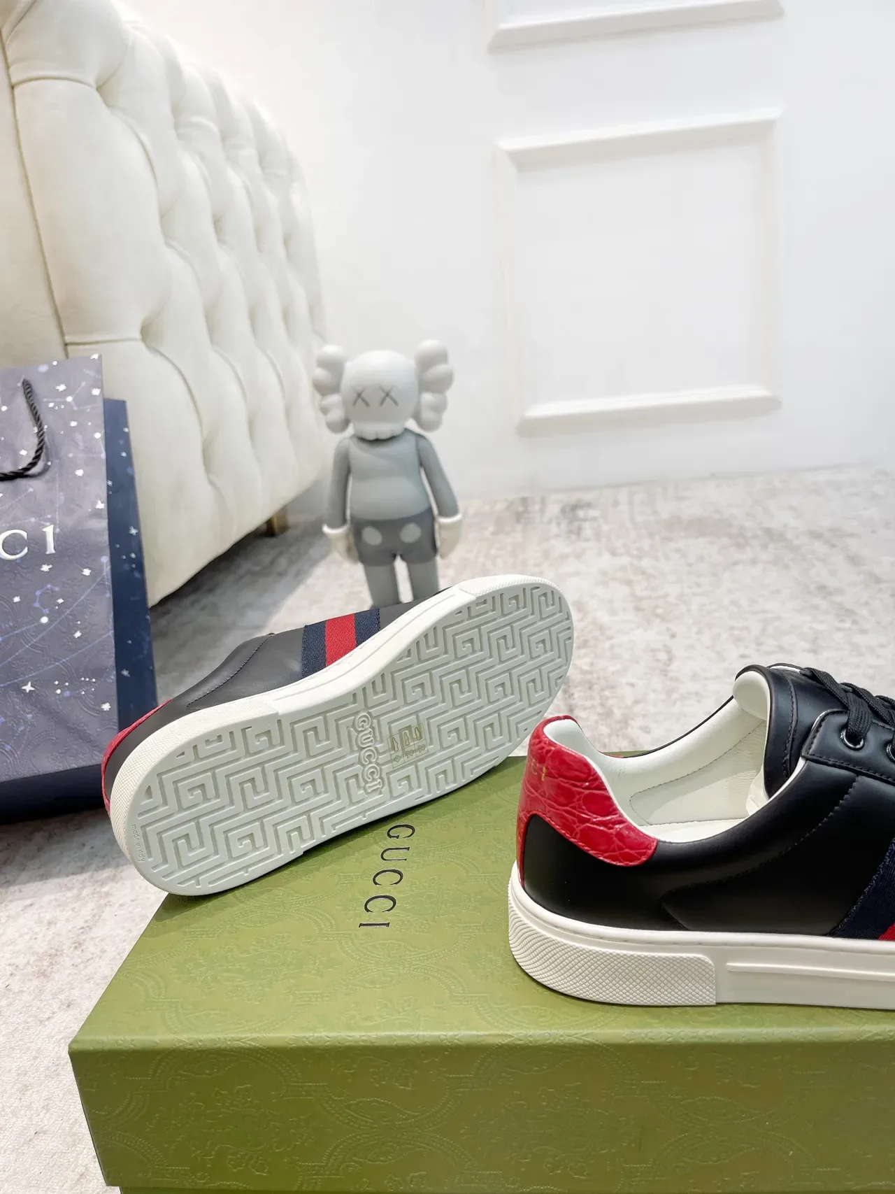 Gucci Black Red Leather Upper Web Stripe Side Panel Lifestyle Sneakers 2
