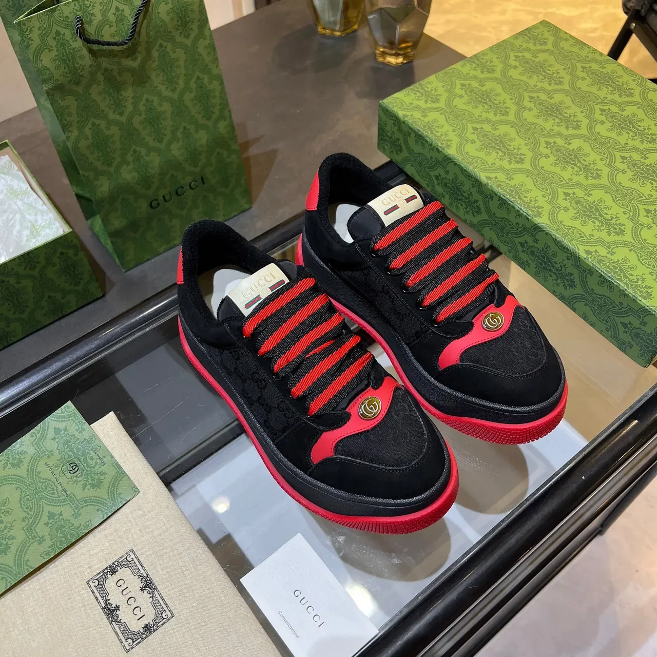 Gucci حذاء رياضي سميك أسود أحمر سولييد منصة سويد وكانفاس مغطى 3