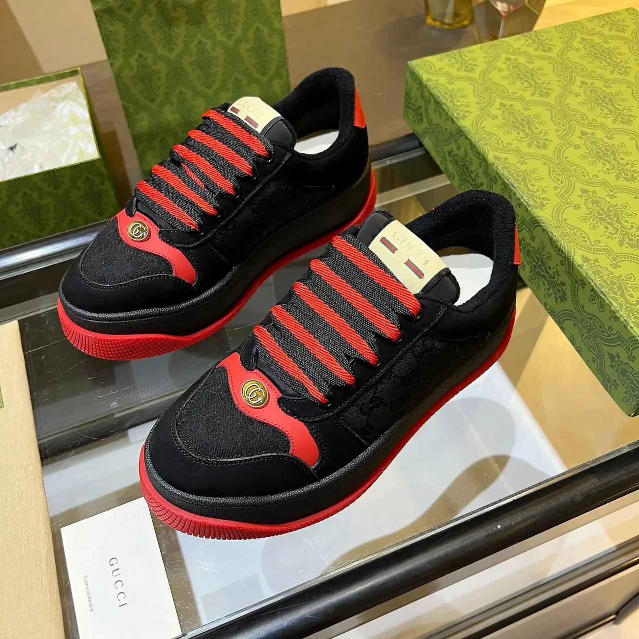 Gucci حذاء رياضي سميك أسود أحمر سولييد منصة سويد وكانفاس مغطى 4
