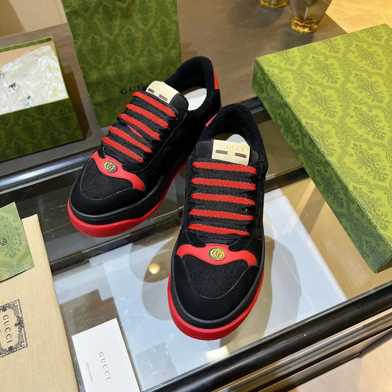 Gucci حذاء رياضي سميك أسود أحمر سولييد منصة سويد وكانفاس مغطى 6