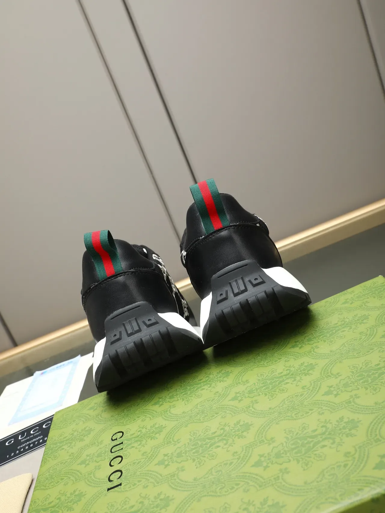 Gucci Preto Branco GG Bordado Malha E Couro Plataforma Grossa Tênis Lifestyle 4