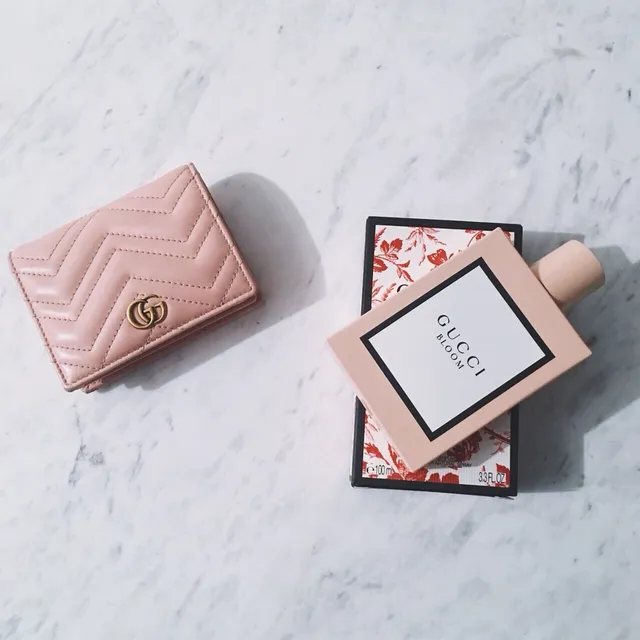 Gucci Bloom Parfum en verre rose pâle 5