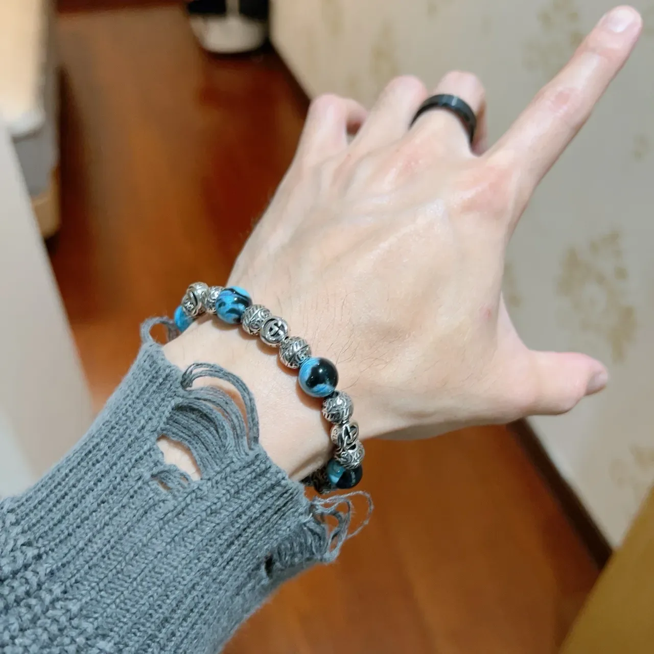 Gucci Blue Black Beaded Marbled Stone Bracelet 8