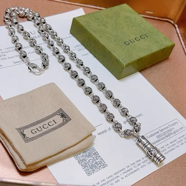 Gucci Braided Link Cylindrical Pendant Necklace 9