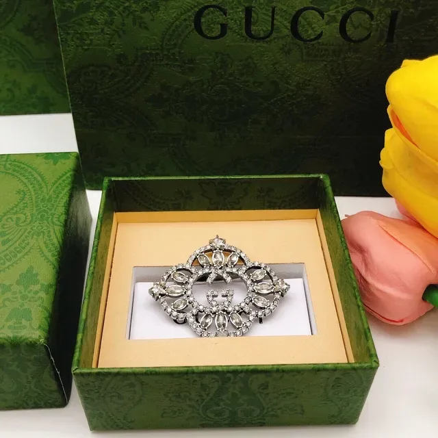 Gucci Crystal-Encrusted Interlocking GG Brooch 3