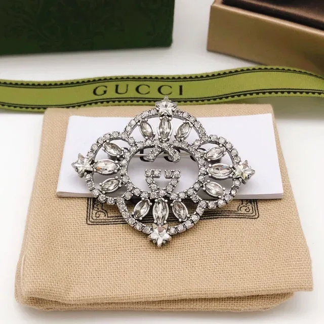 Gucci Crystal-Encrusted Interlocking GG Brooch 4