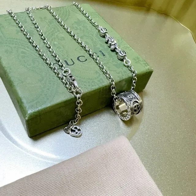 Gucci Dionysus Silver Chain Interlocking G Pendant Necklace 4