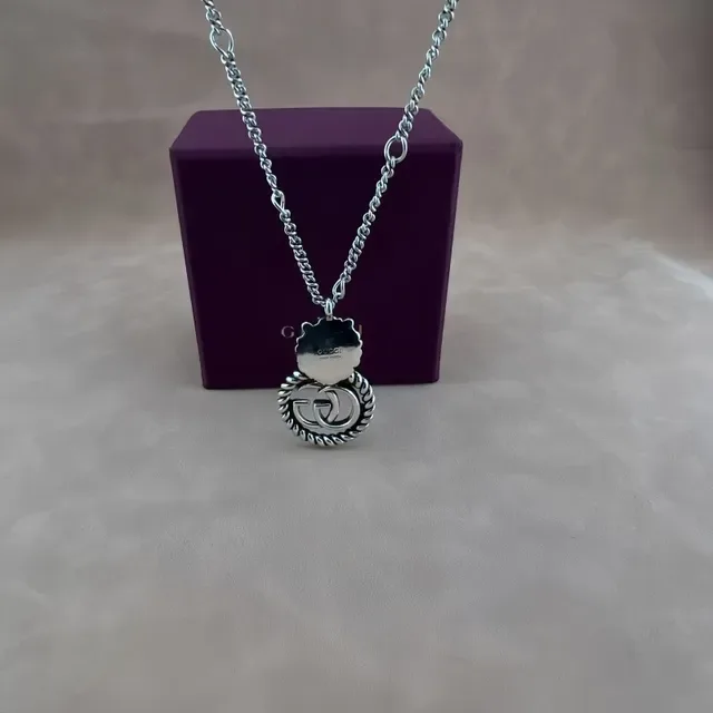 Gucci Dionysus Plata Morado Motivos Cabeza de León Interlocking GG Logo Collar 4