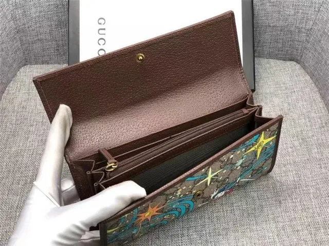 Gucci Disney Collaboration Beige Multicolor GG Monogram Canvas Character Print Long Wallet 3
