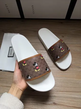 Gucci Disney Mickey Mouse GG Supreme Slide Slippers 3