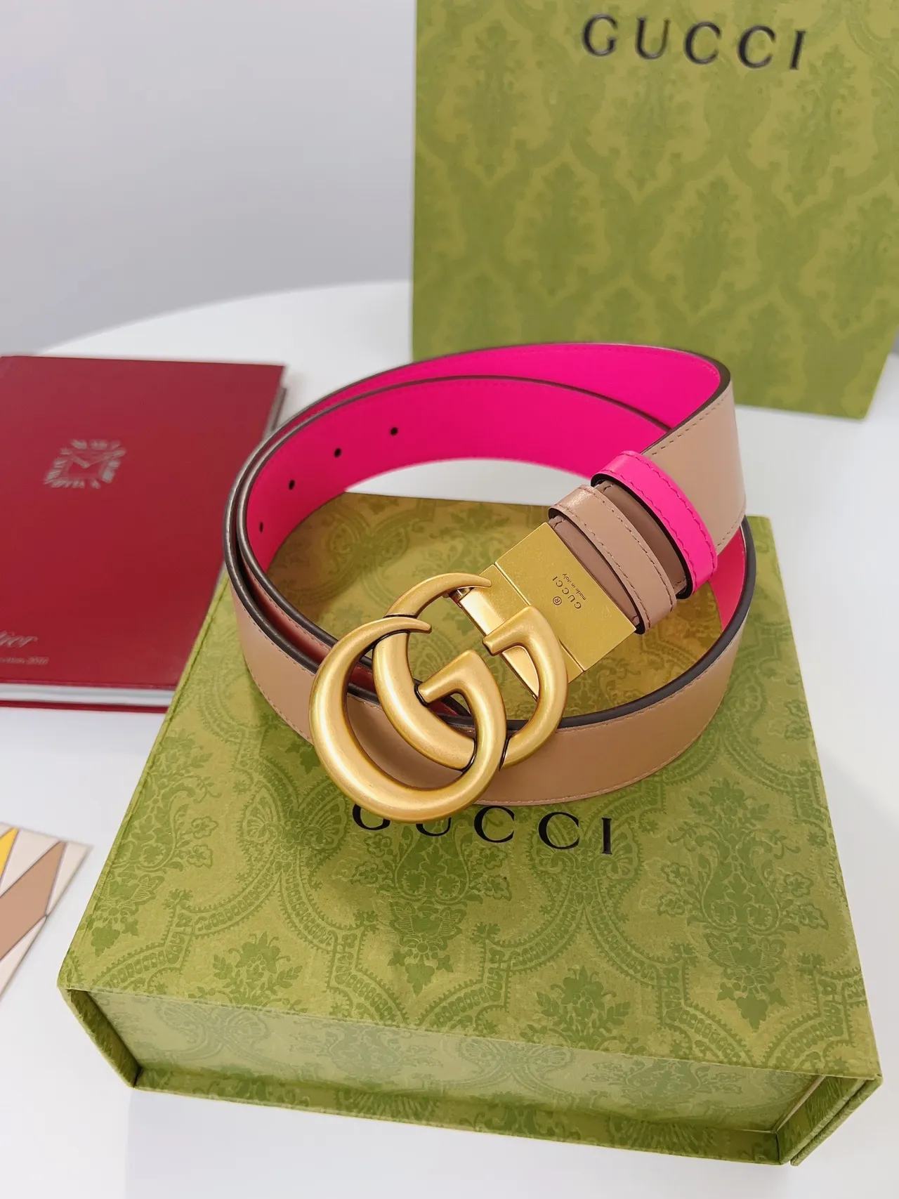 Gucci Double G Belt 可逆转粉色和米色皮革腰带 3