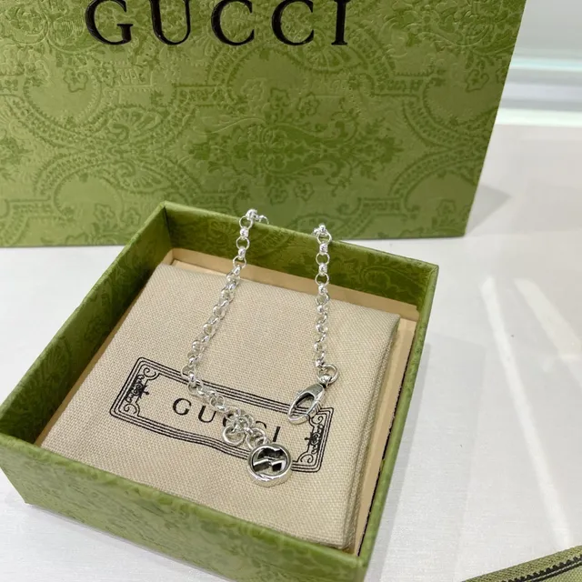 Gucci Double G Charm Silver-Tone Chain Bracelet 4
