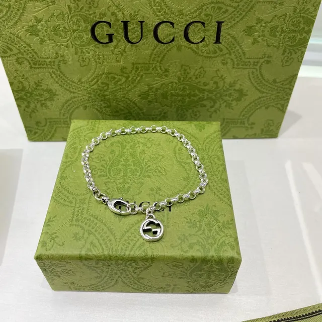 Gucci Double G Charm Silver-Tone Chain Bracelet 8