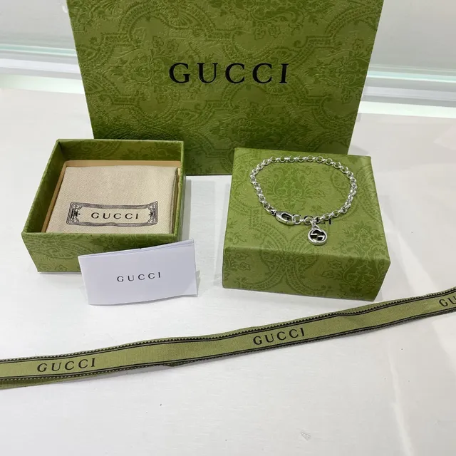 Gucci Double G Charm Silver-Tone Chain Bracelet 9