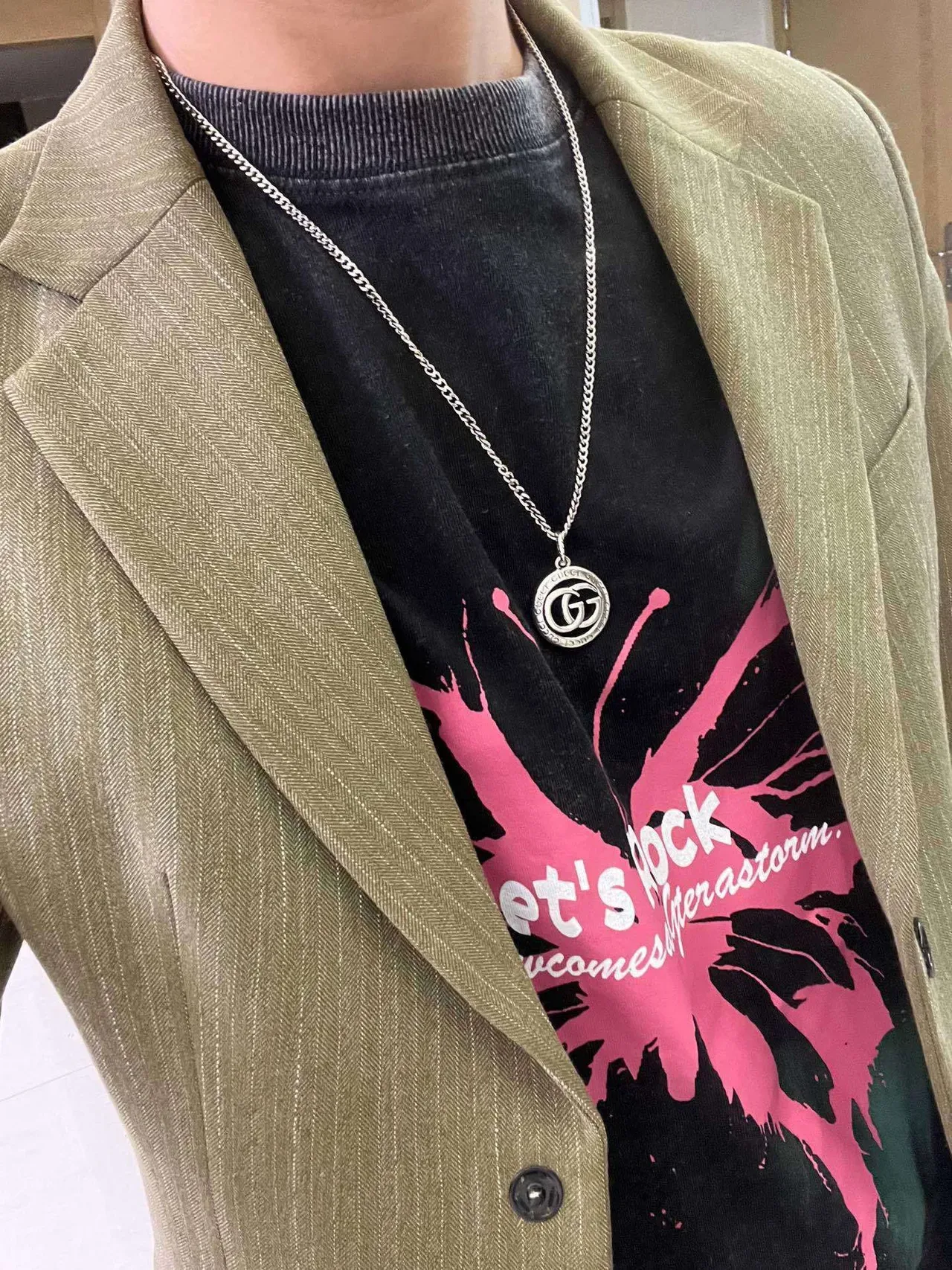 Gucci Double G Coin Necklace Silver Necklaces 2