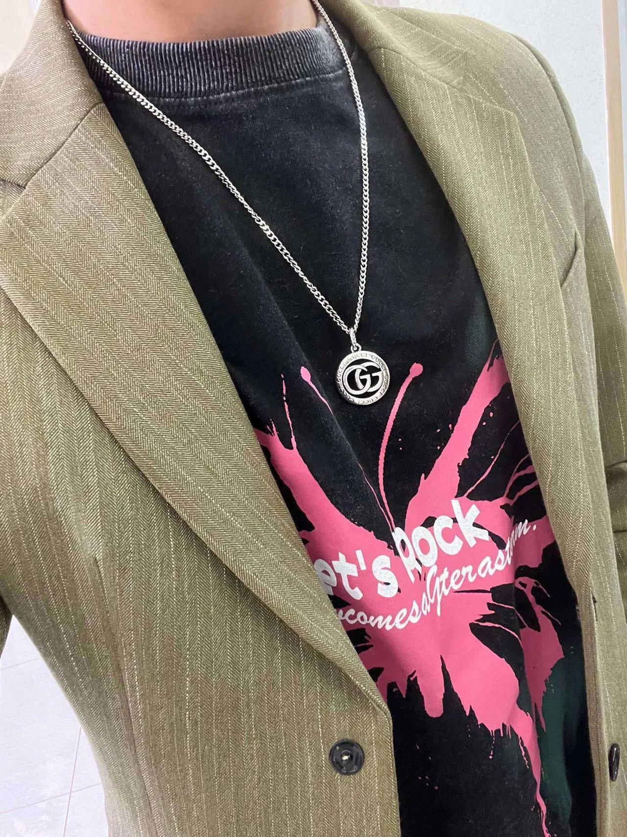 Gucci Double G Coin Necklace Silver Necklaces 8