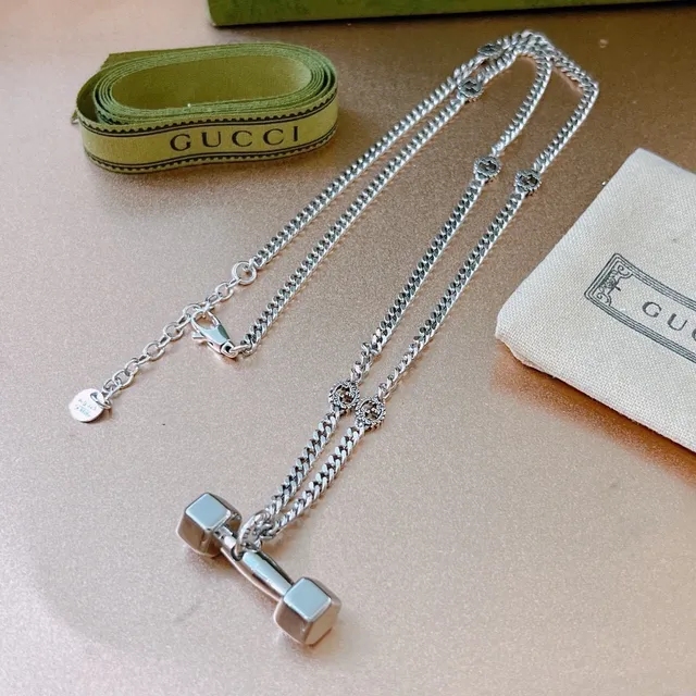 Gucci Dumbbell Pendant Silver Curb Chain Necklace 7