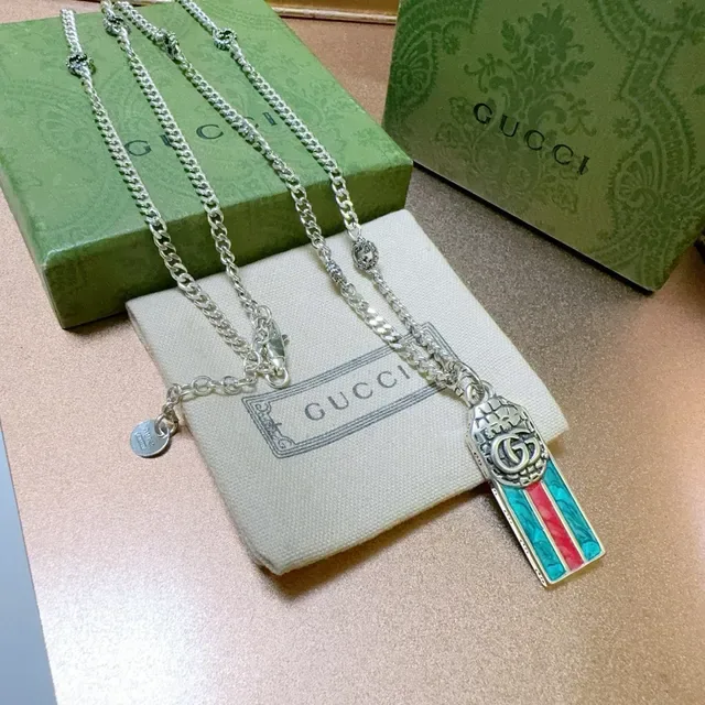 Gucci Enamel Stripe Interlocking G Pendant Necklace 3