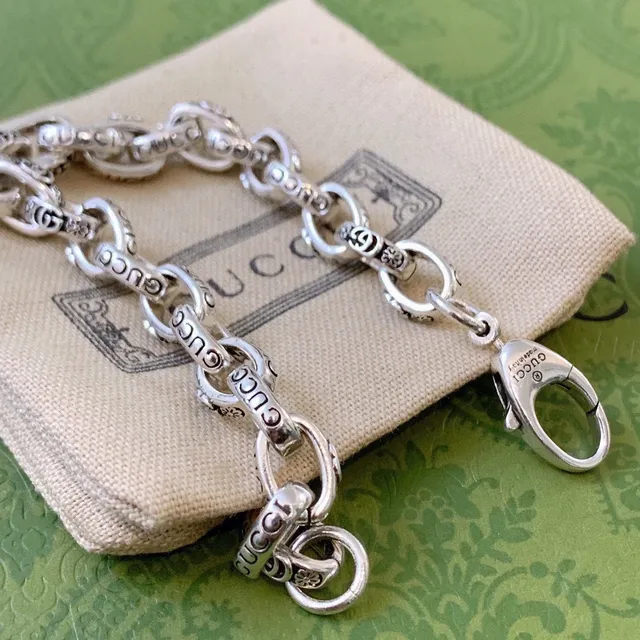 Gucci Engraved Logo Chain Bracelet 3