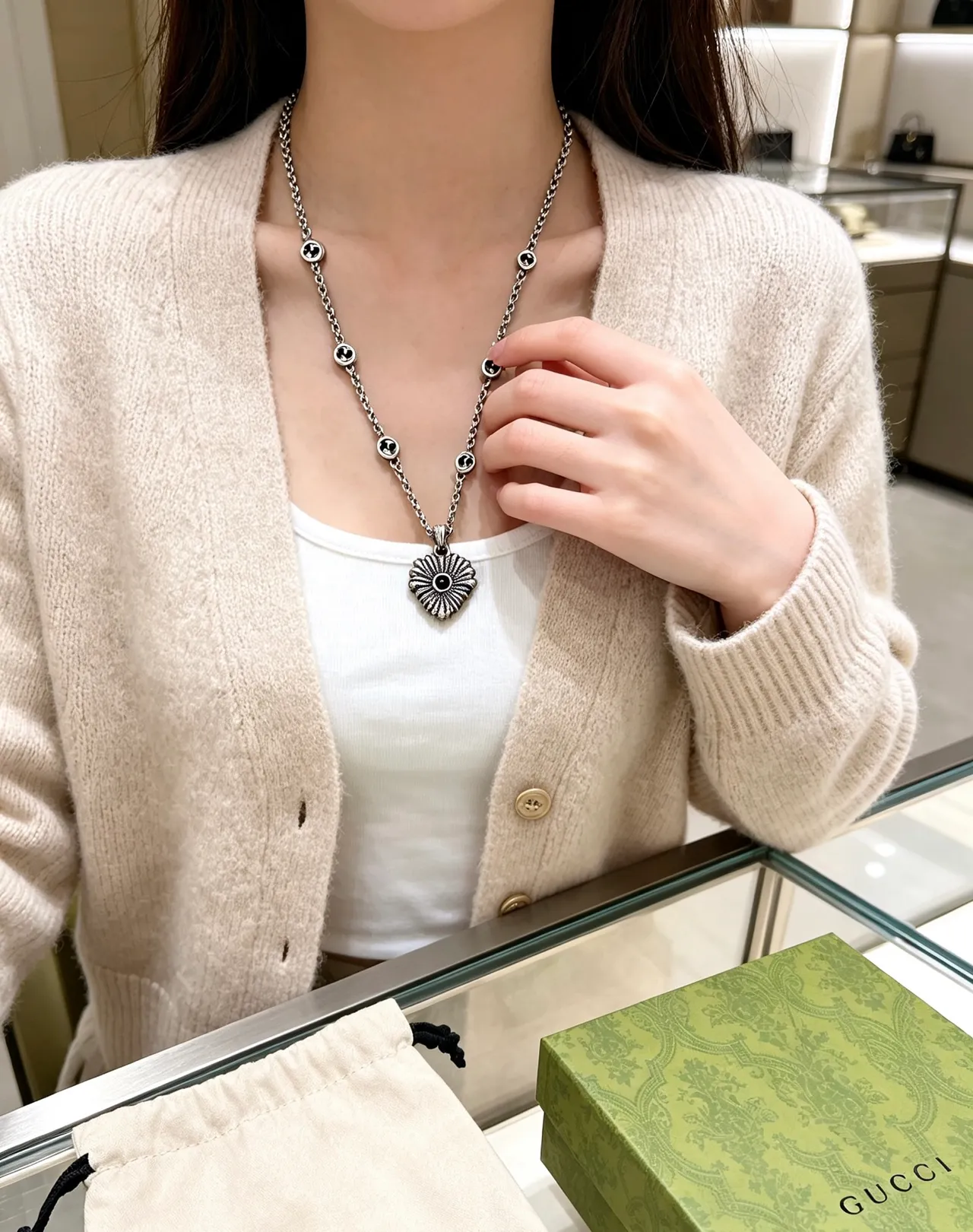 Gucci Floral Eye Silver Black Chain Sunburst Pendant Necklace 7